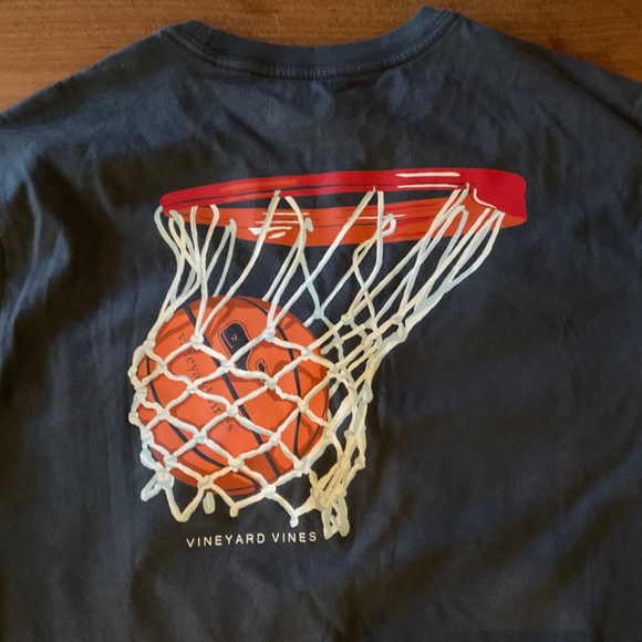 Vineyard Vines Boys Long Sleeve Tee - Navy basketball design. Size large. EUC - Picture 2 of 3